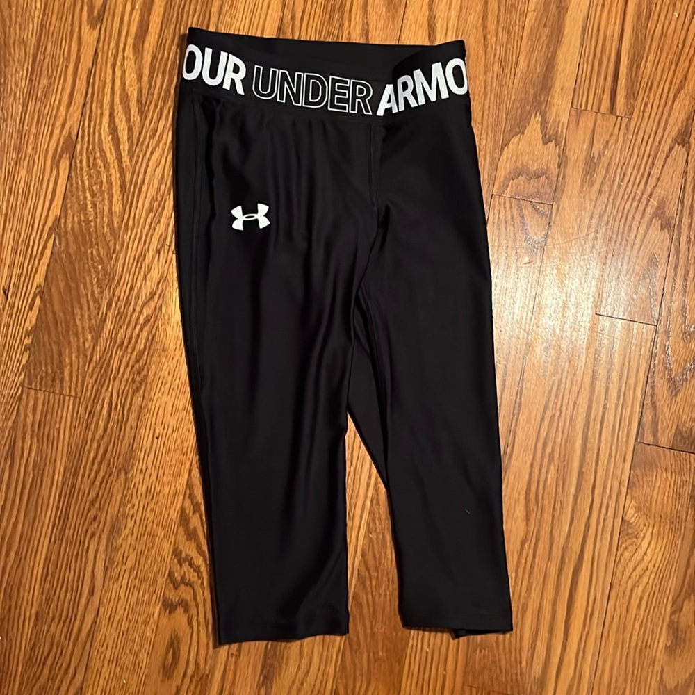 Under Armour black base layer shorts